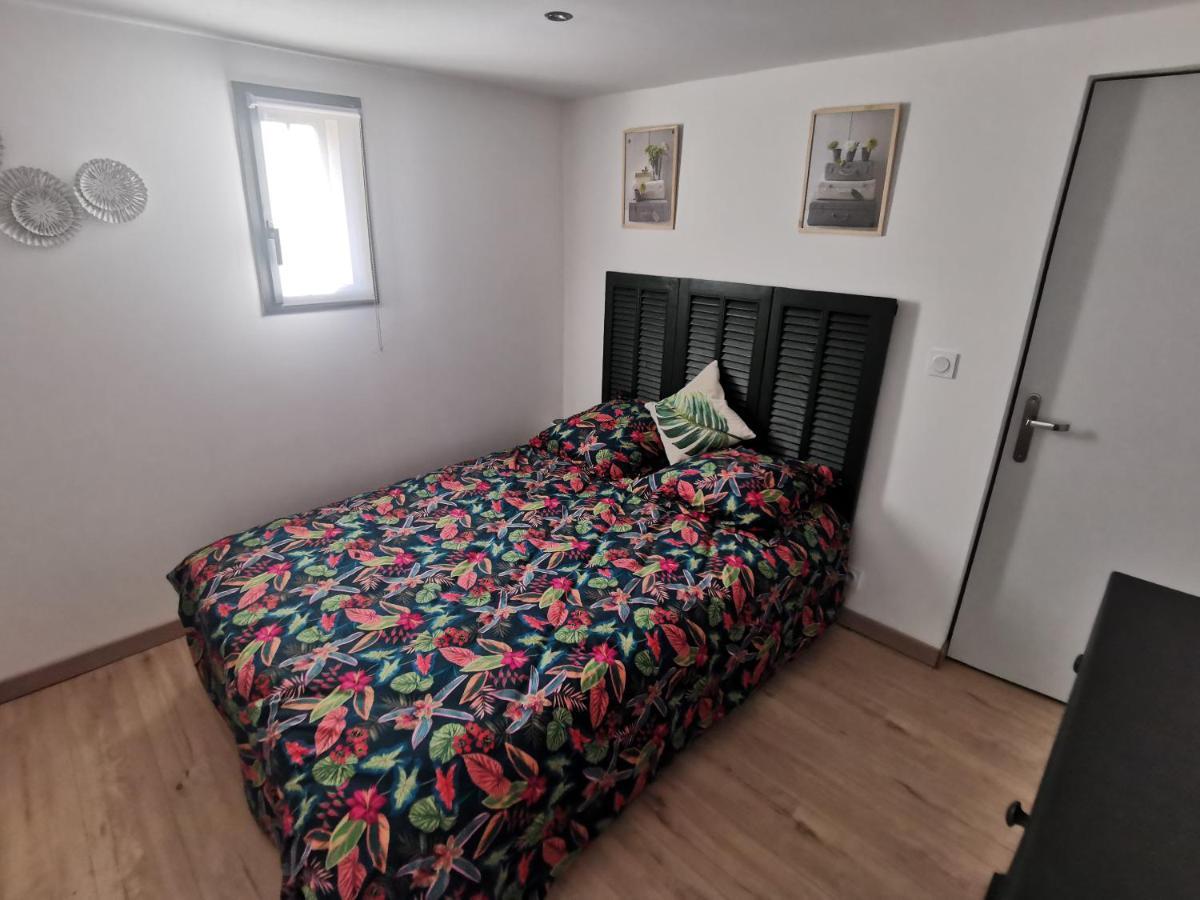 Gite 2 Chambres Avec Piscine Sernhac Εξωτερικό φωτογραφία